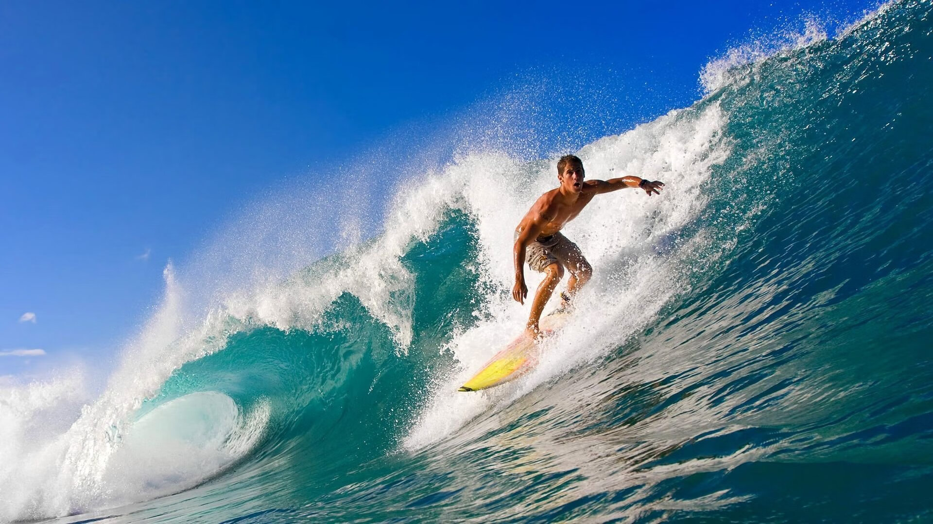 德甲引领欧洲足球新风尚，创新战术层出不穷，德甲intro