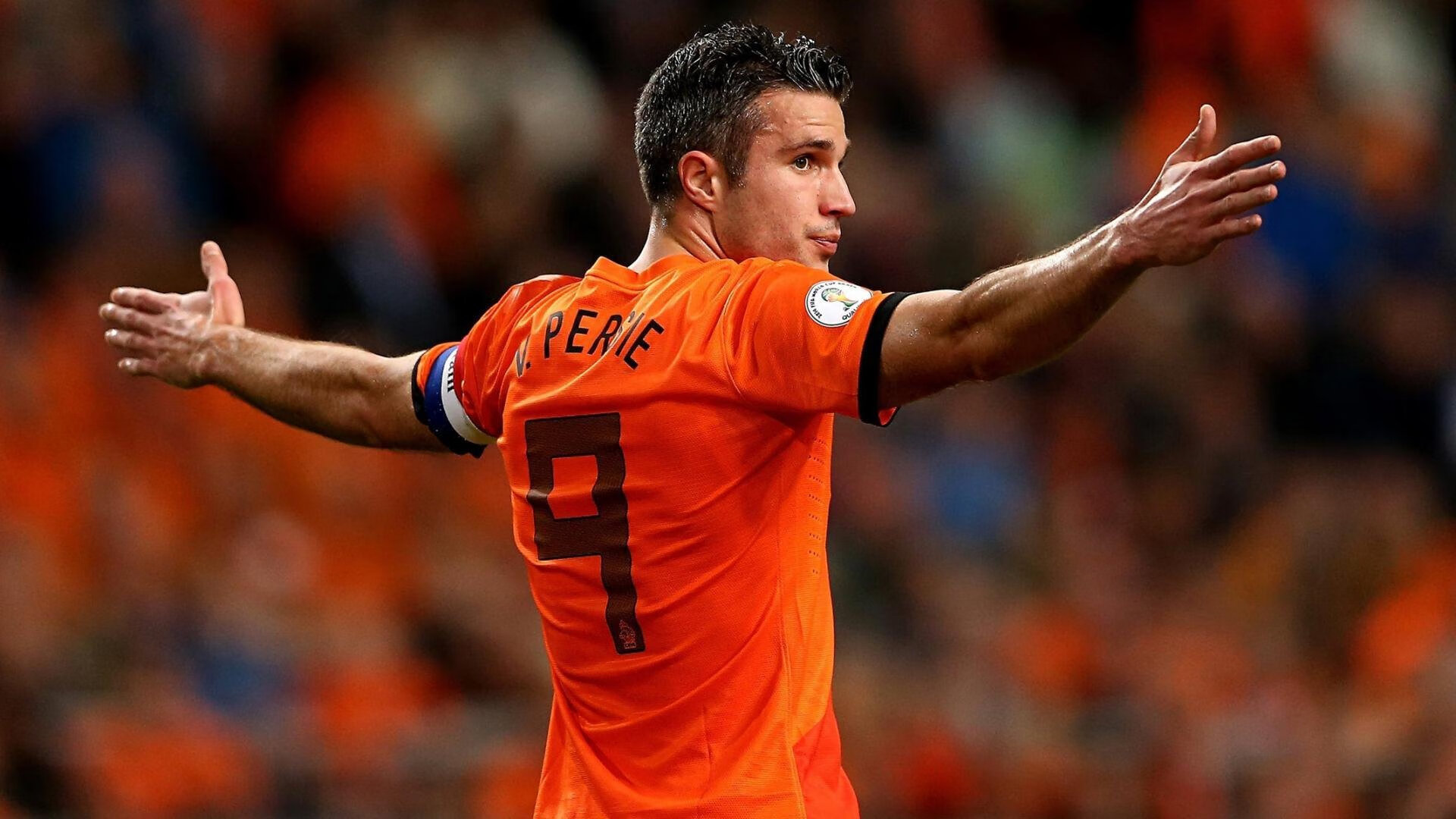 逆境中的战术调整:球队如何利用换人实现反转?,足球换人程序